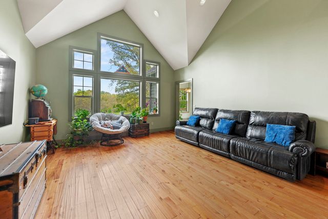 166 S ROCKY HILL Road, Galena, IL 61036