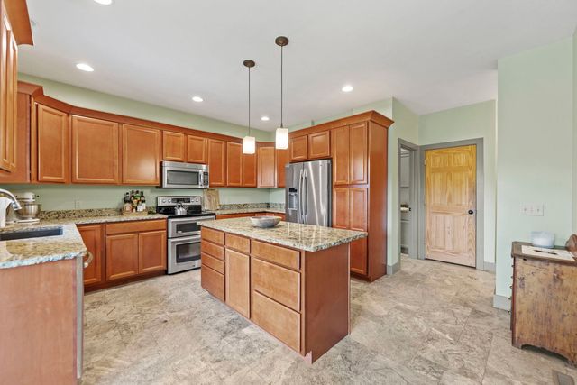 166 S ROCKY HILL Road, Galena, IL 61036