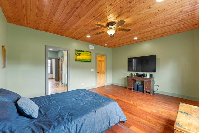 166 S ROCKY HILL Road, Galena, IL 61036