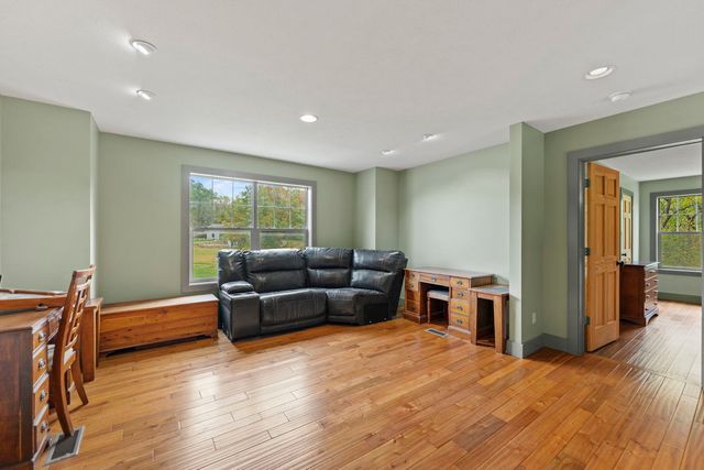 166 S ROCKY HILL Road, Galena, IL 61036