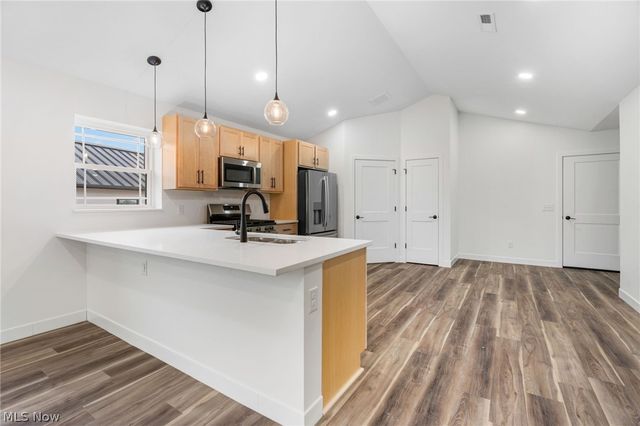 997 Beech Avenue, Millersburg, OH 44654