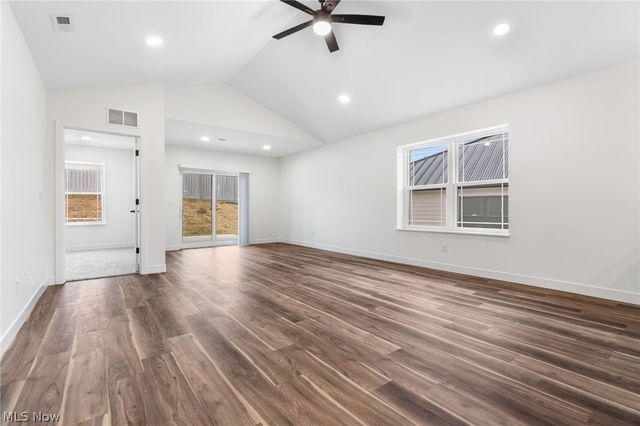 997 Beech Avenue, Millersburg, OH 44654