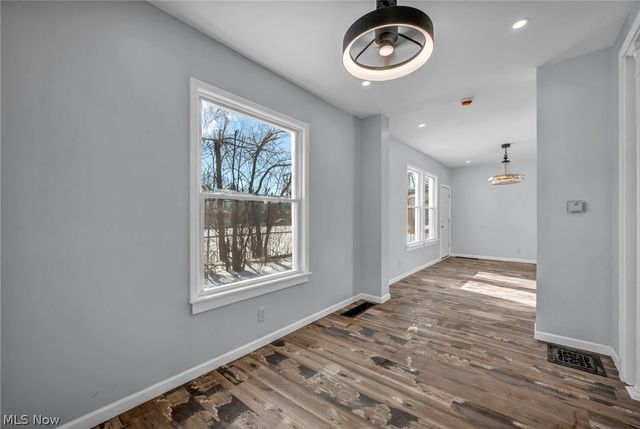 3064 W 16th Street, Cleveland, OH 44113