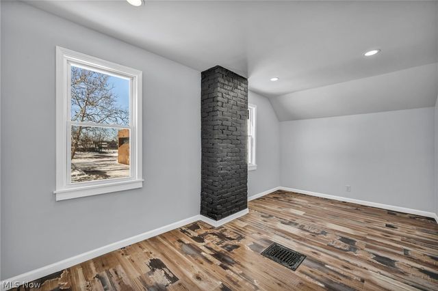 3064 W 16th Street, Cleveland, OH 44113