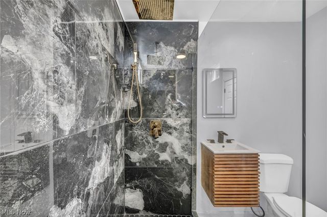 3064 W 16th Street, Cleveland, OH 44113