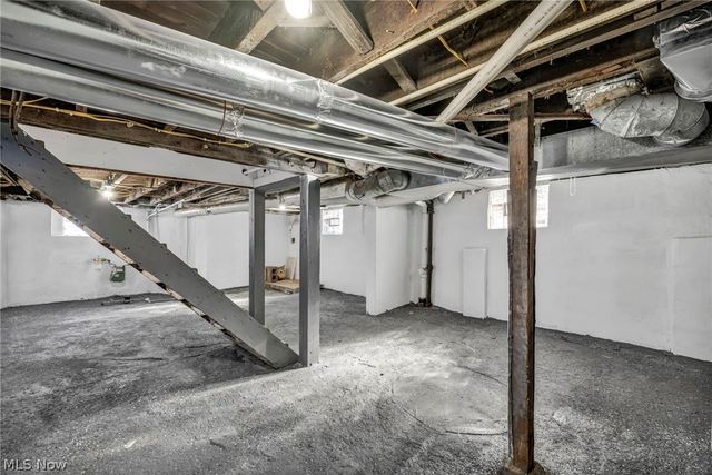 3064 W 16th Street, Cleveland, OH 44113