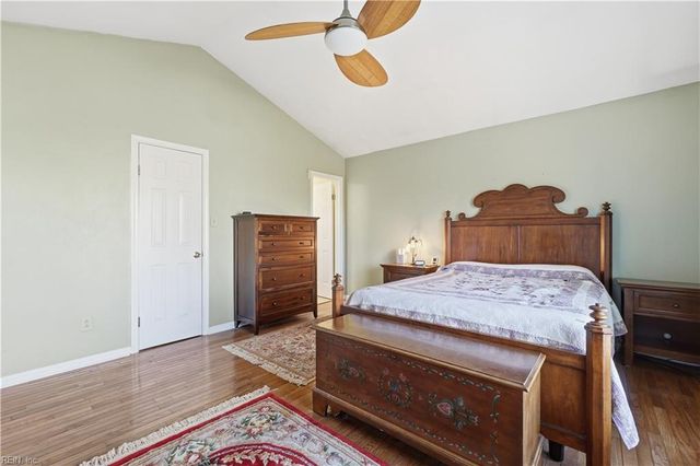 1302 Copper Stone CIR, Chesapeake, VA 23320