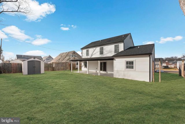 122 IVY HILL RD, Levittown, PA 19057