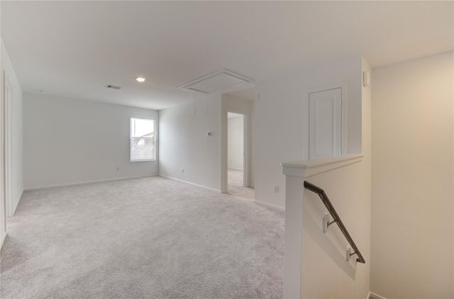 9910 Oakheath Bluff Drive, Baytown, TX 77521