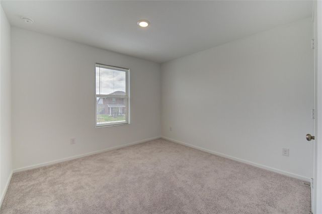 9910 Oakheath Bluff Drive, Baytown, TX 77521