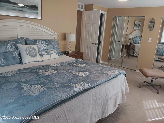 621 Hyacinth Circle E, Barefoot Bay, FL 32976