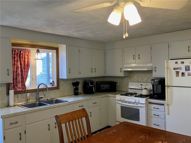 45 Perrin Avenue, Pawtucket, RI 02861