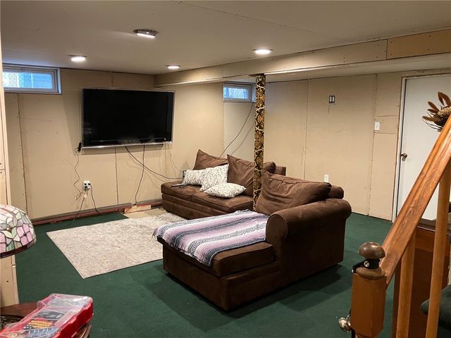 45 Perrin Avenue, Pawtucket, RI 02861