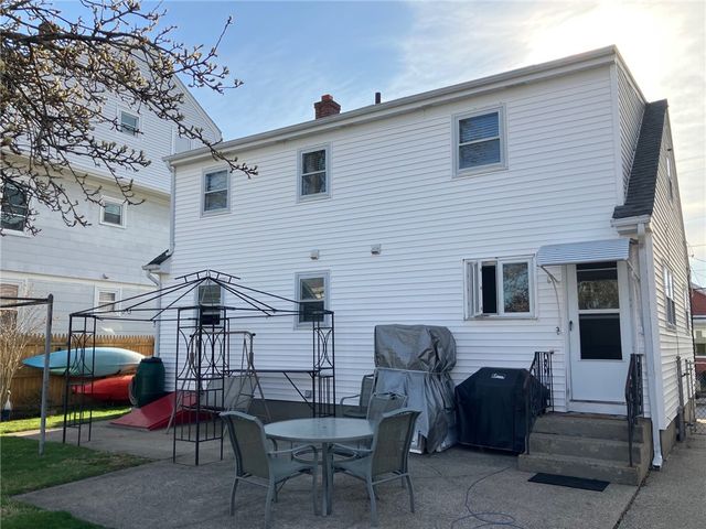 45 Perrin Avenue, Pawtucket, RI 02861