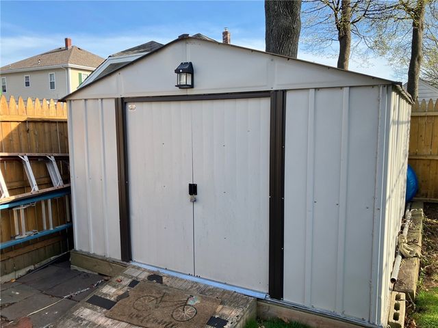 45 Perrin Avenue, Pawtucket, RI 02861