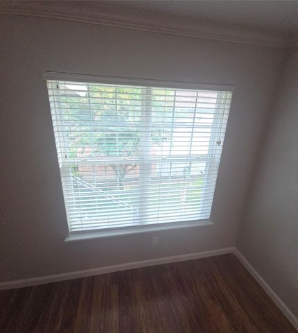 2350 Bering Drive, Houston, TX 77057