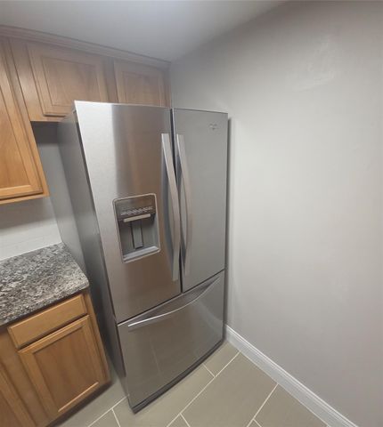 2350 Bering Drive, Houston, TX 77057