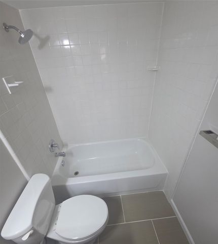 2350 Bering Drive, Houston, TX 77057