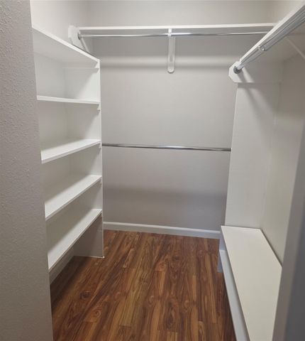 2350 Bering Drive, Houston, TX 77057