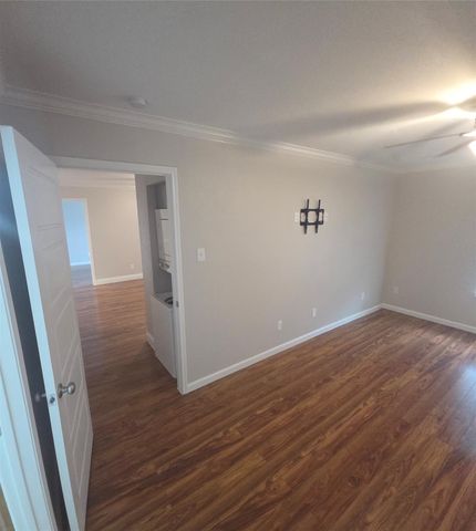 2350 Bering Drive, Houston, TX 77057
