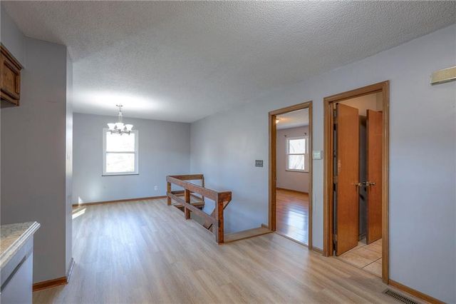 2218 LIBERTY LANDING Road, Liberty, MO 64068