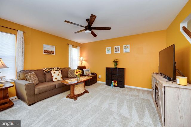 137 AZALEA CIR, Royersford, PA 19468