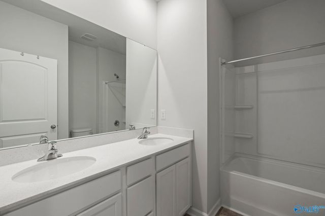 25090 Delilah Circle, Athens, AL 35613