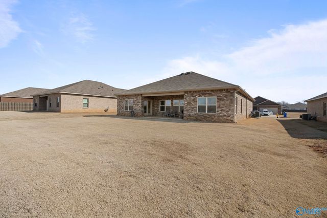 25090 Delilah Circle, Athens, AL 35613