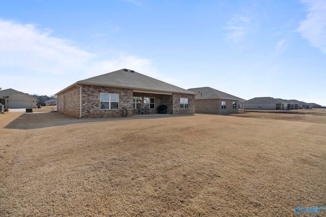 25090 Delilah Circle, Athens, AL 35613