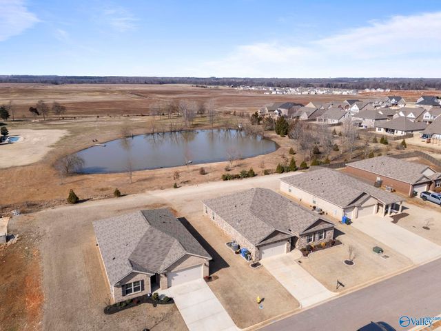 25090 Delilah Circle, Athens, AL 35613