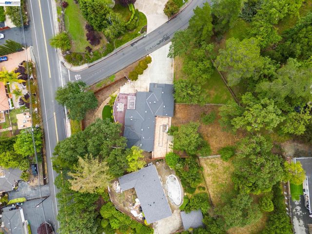 11 Rudgear Dr, Walnut Creek, CA 94596