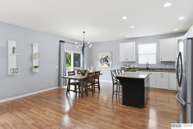 20903 Cleveland Street, Elkhorn, NE 68022