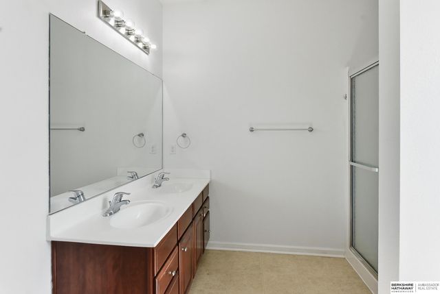 20903 Cleveland Street, Elkhorn, NE 68022