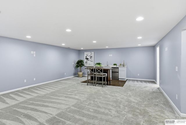 20903 Cleveland Street, Elkhorn, NE 68022