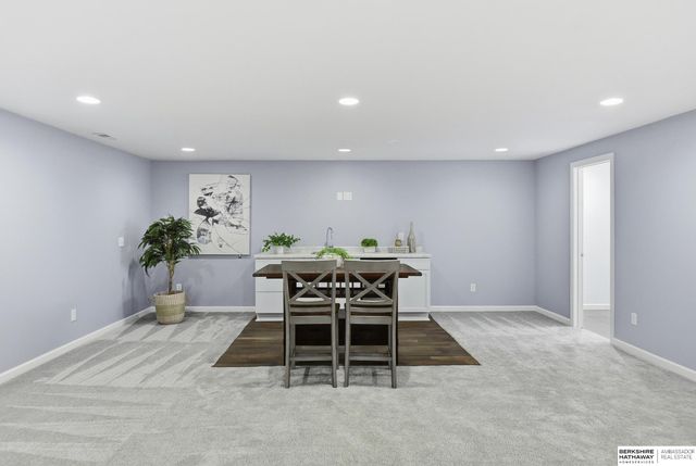 20903 Cleveland Street, Elkhorn, NE 68022
