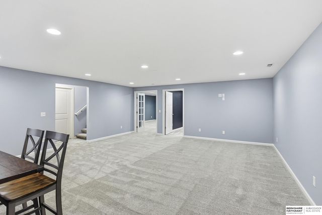 20903 Cleveland Street, Elkhorn, NE 68022