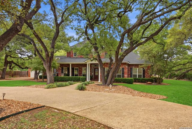 29253 Seabiscuit Drive, Fair Oaks Ranch, TX 78015