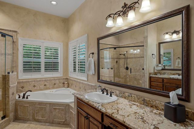 29253 Seabiscuit Drive, Fair Oaks Ranch, TX 78015