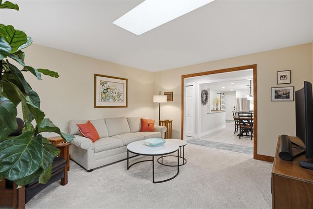 1201 Old Plank Road, Milford, MI 48381