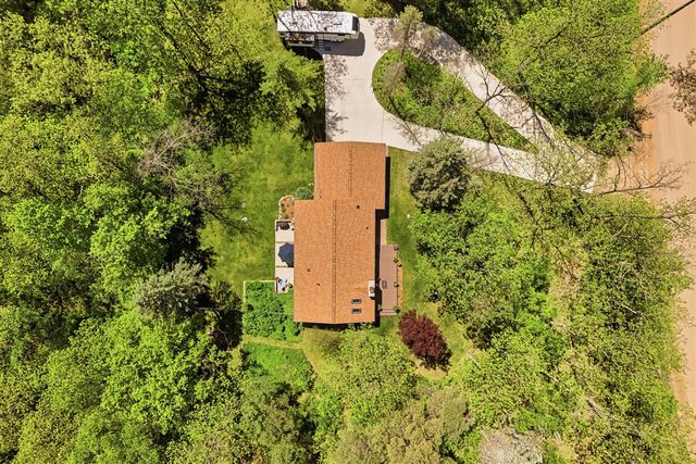 1201 Old Plank Road, Milford, MI 48381