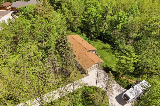 1201 Old Plank Road, Milford, MI 48381