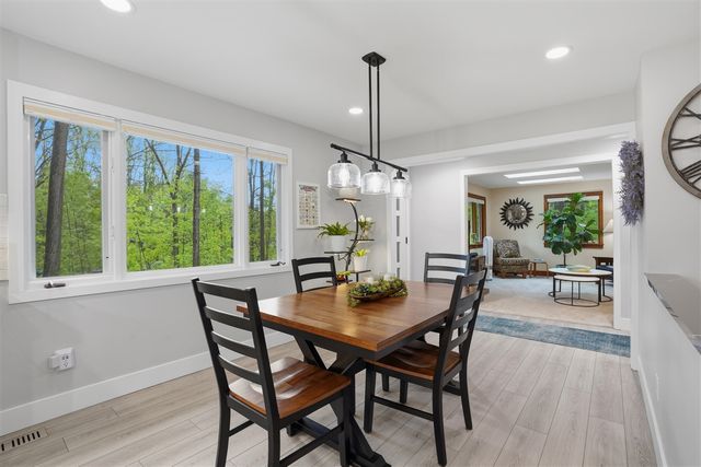 1201 Old Plank Road, Milford, MI 48381