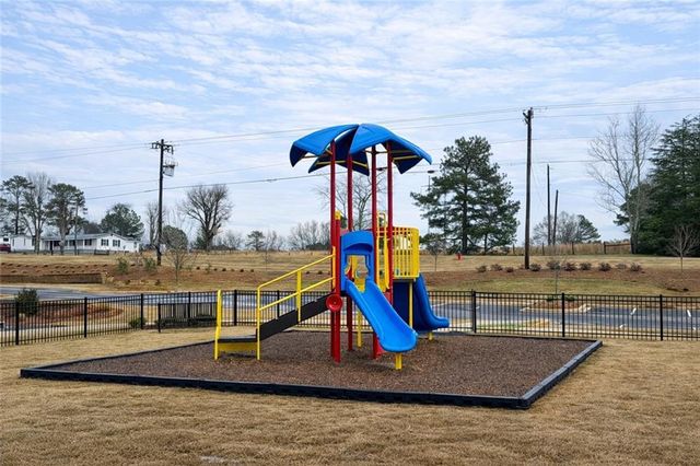 44 Rowlett Place, Winder, GA 30680