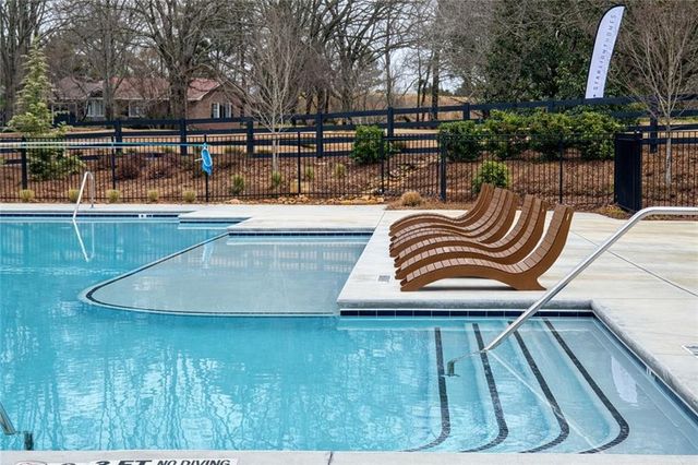 44 Rowlett Place, Winder, GA 30680