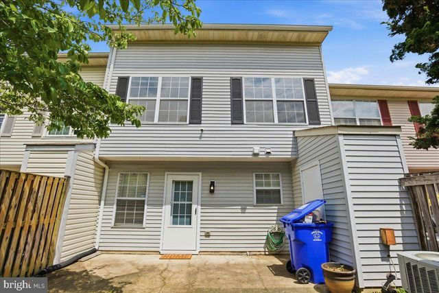 6071 RED SQUIRREL PL, Waldorf, MD 20603