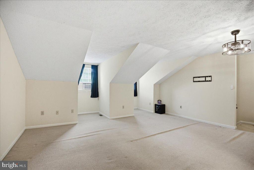 Image 40 of property listing at 6071 RED SQUIRREL PL, Waldorf, MD 20603
