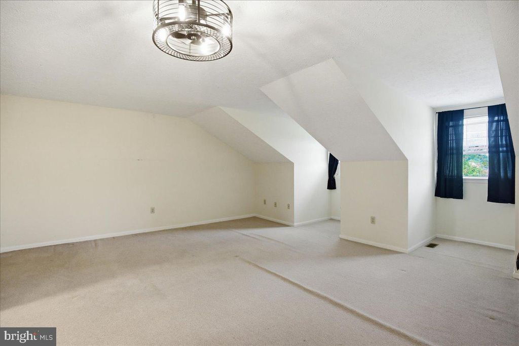 Image 41 of property listing at 6071 RED SQUIRREL PL, Waldorf, MD 20603