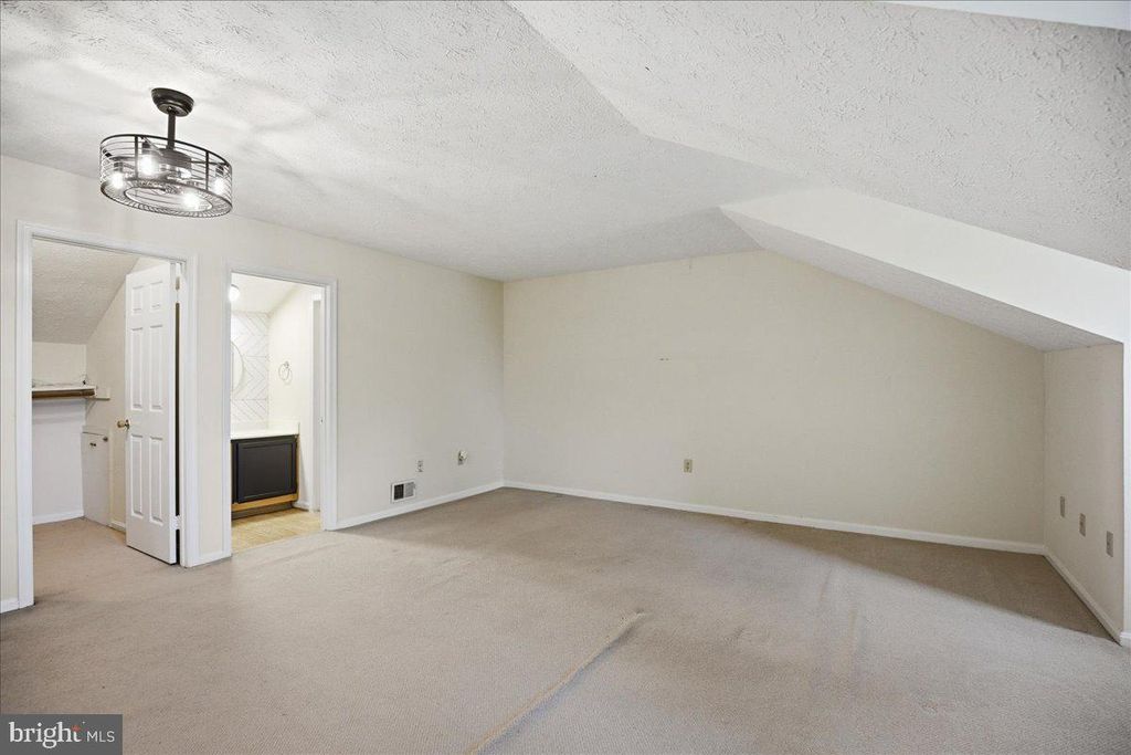 Image 42 of property listing at 6071 RED SQUIRREL PL, Waldorf, MD 20603