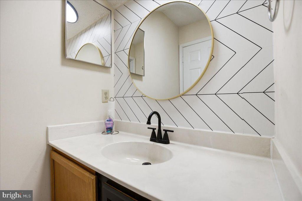 Image 46 of property listing at 6071 RED SQUIRREL PL, Waldorf, MD 20603