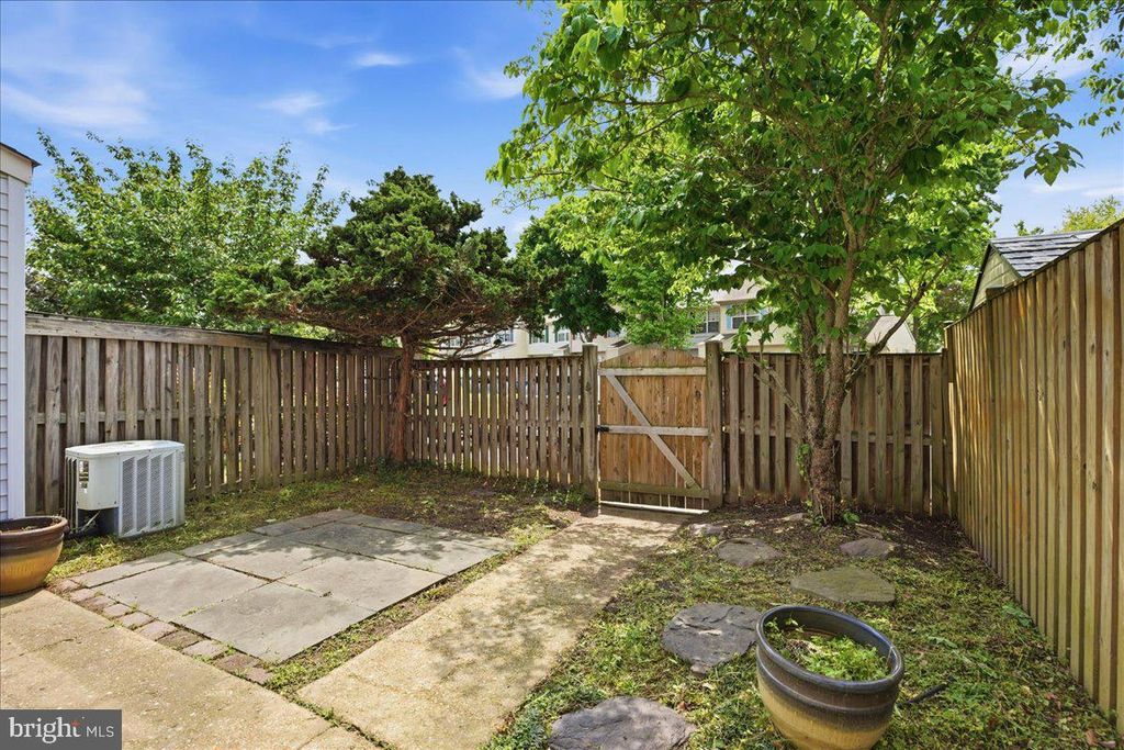 Image 49 of property listing at 6071 RED SQUIRREL PL, Waldorf, MD 20603